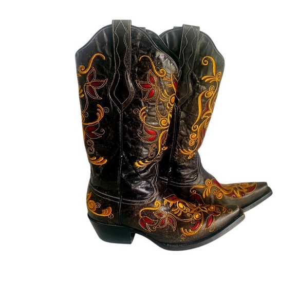 Black Star Women's Size 6 Floral Embroidered Black Leather Snip Toe Boots - Picture 1 of 9